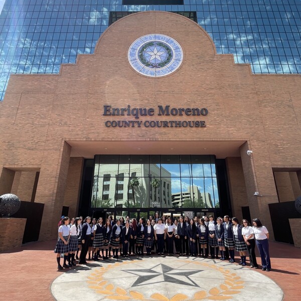 YWLA Seniors Visit Court House for Recognition by County Commissioners