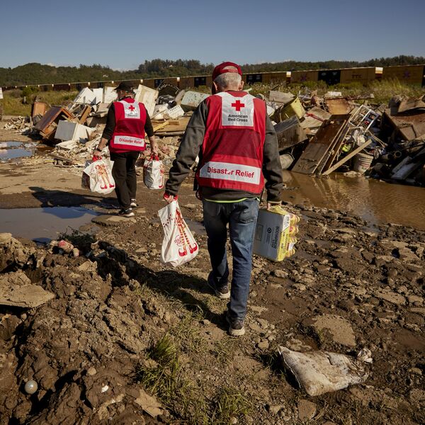 March 26, 2023. Pajaro, California. Team of volunteers is distributing food and other supplies around Pajaro and checking on people. Photo by Jaka Vinsek/American Red Cross